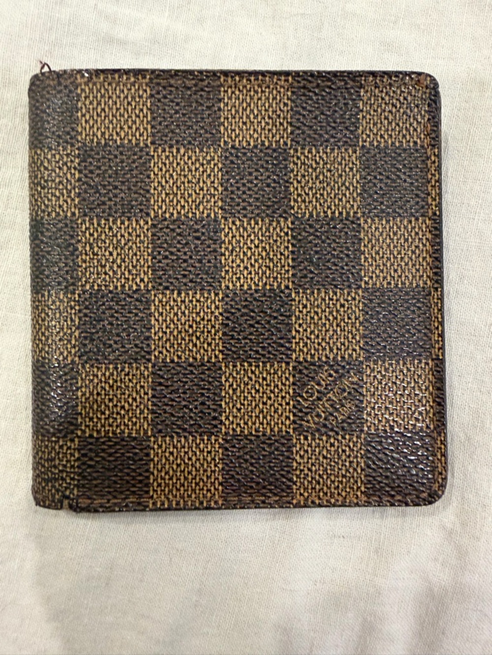 Louis Vuitton Damier Classic Brown Men's Bi-Fold Wallet authentic